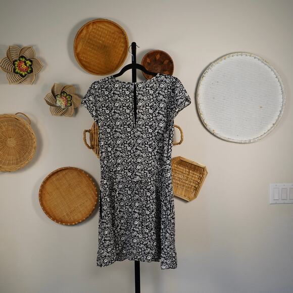 Abercrombie & Fitch Tie-Front Mini Dress Floral Black & White Womens Size Large - Picture 4 of 8